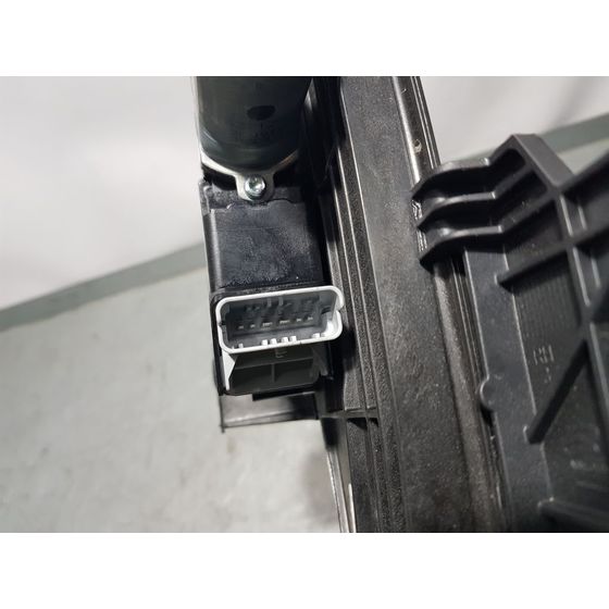 Elevalunas Trasero Derecho para Peugeot 2008 (P1)