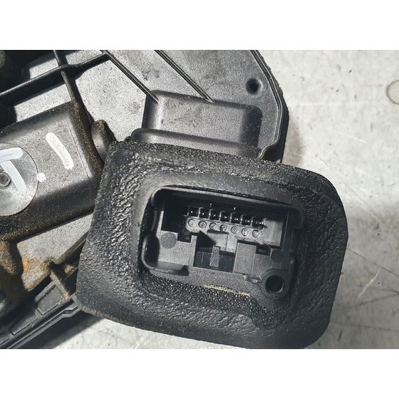 Cerradura Puerta Trasera Izquierda  Para Volkswagen Polo