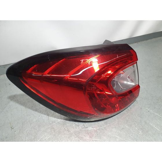 Piloto Trasero Izquierdo Para Renault Captur