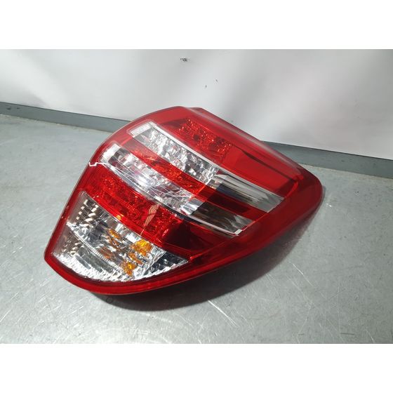 Piloto Trasero Derecho Para Toyota Rav 4