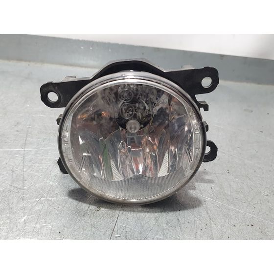Faro Antiniebla Derecho Para Dacia Lodgy
