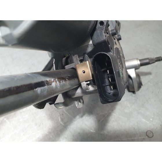 Motor Limpia Delantero Para Volkswagen Golf Vii Lim.