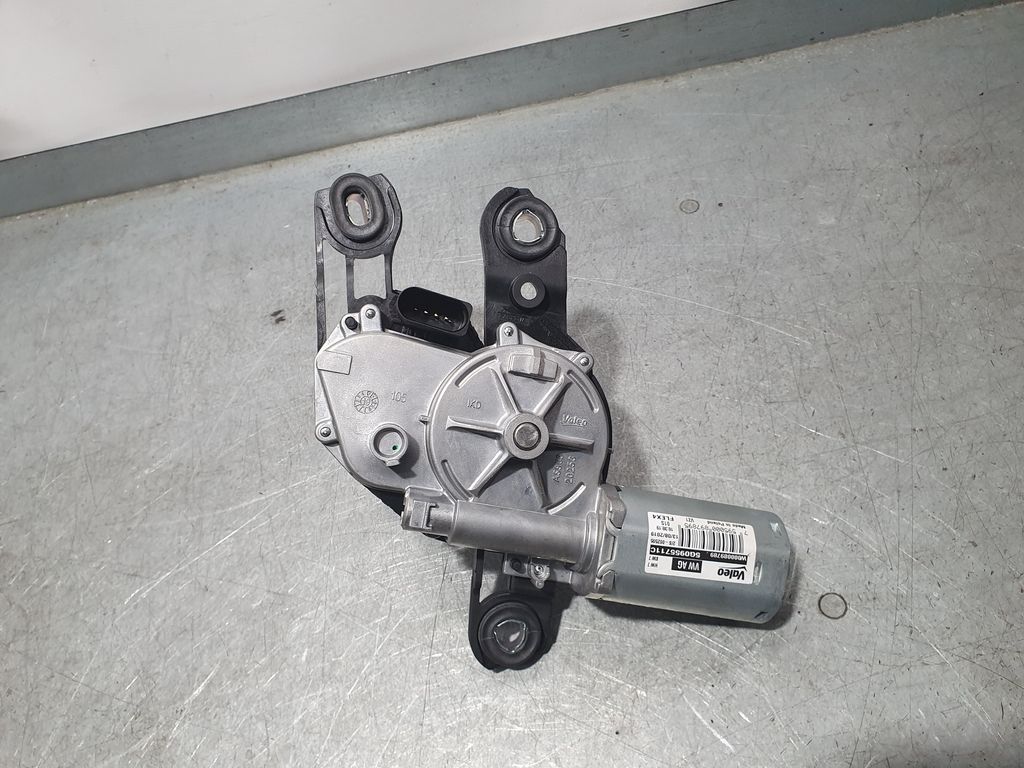 Motor Limpia Trasero Para Volkswagen Golf Vii Lim.