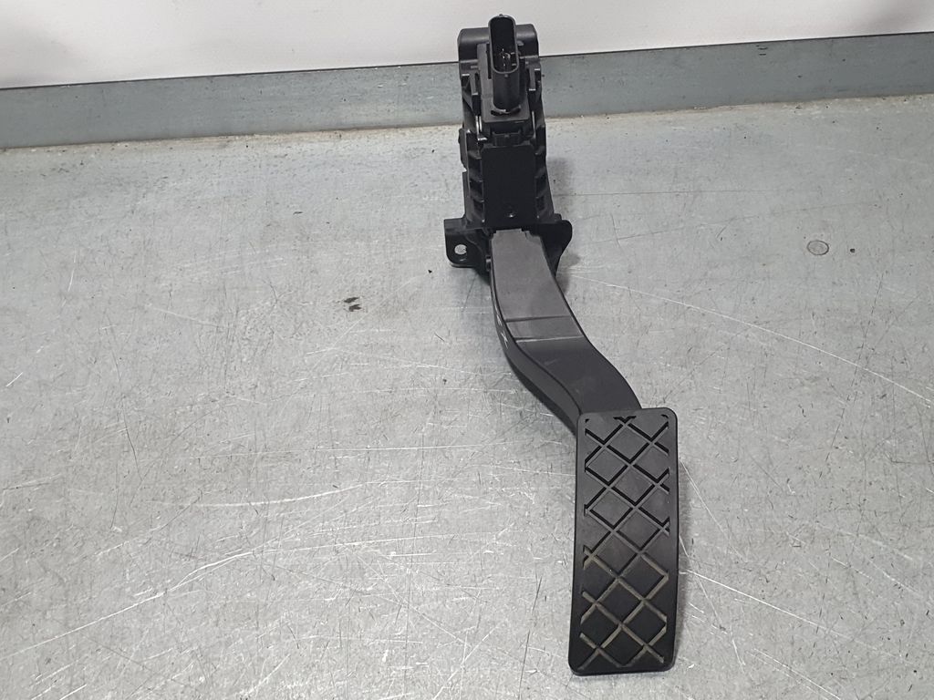 Potenciometro Pedal Para Volkswagen Golf Vii Lim.