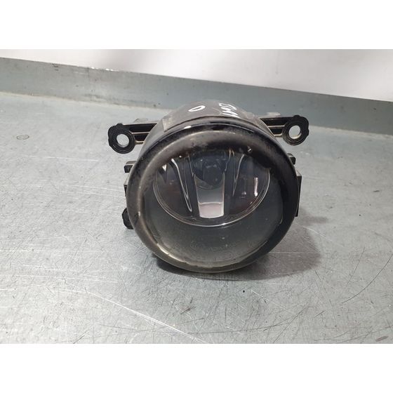 Faro Antiniebla Derecho Para Renault Megane Iii Berlina 5 P