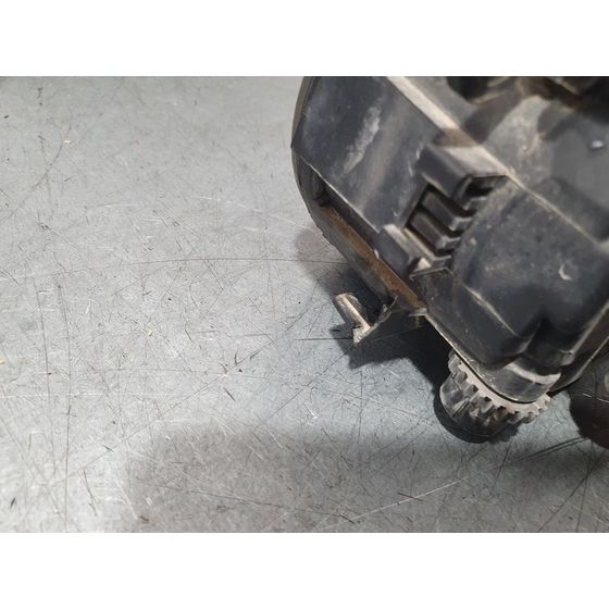 Faro Antiniebla Derecho Para Renault Megane Iii Berlina 5 P