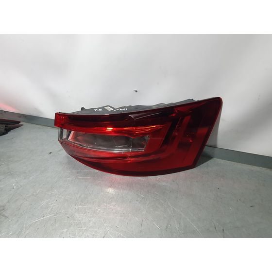 Piloto Trasero Derecho Para Skoda Superb