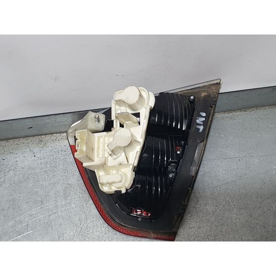 Piloto Trasero Izquierdo Para Bmw Serie 3 Berlina
