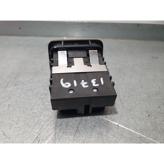 Boton Freno Mano Electrico  Para Mercedes Clase A