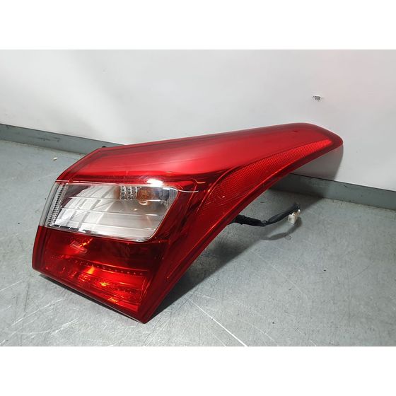 Piloto Trasero Derecho Para Hyundai I30