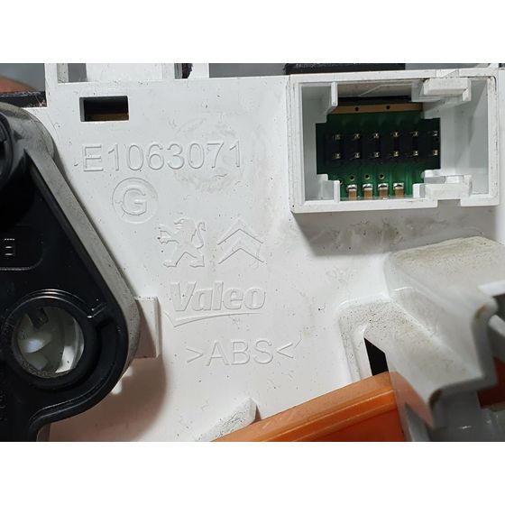 Mando Calefaccion / Aire Acondicionado Para Peugeot 208