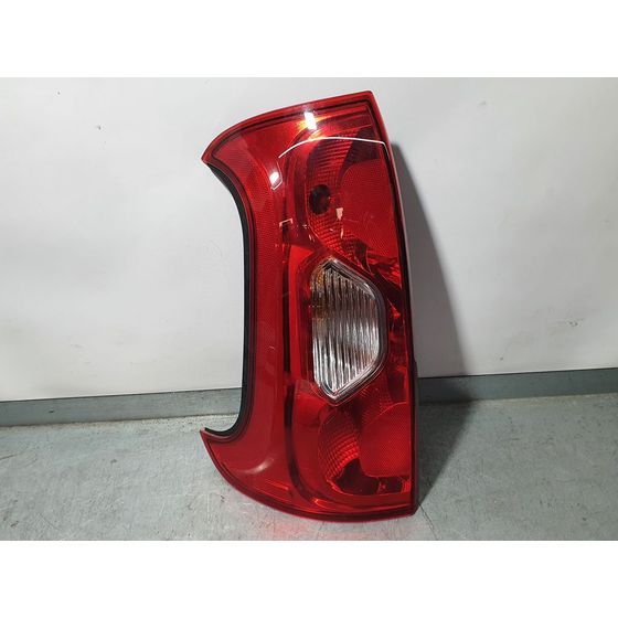 Piloto Trasero Izquierdo Para Fiat Panda Van Iii