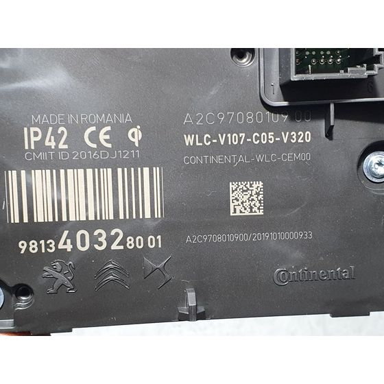 Cargador Inductivo para Peugeot 208 (P2)