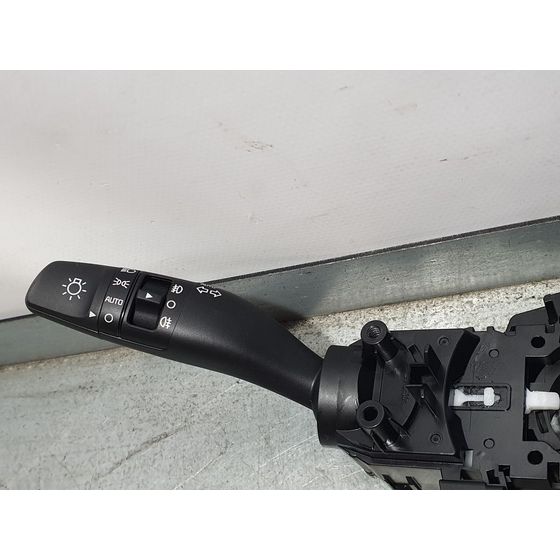 Mando Luces Y Limpia Para Kia Stonic