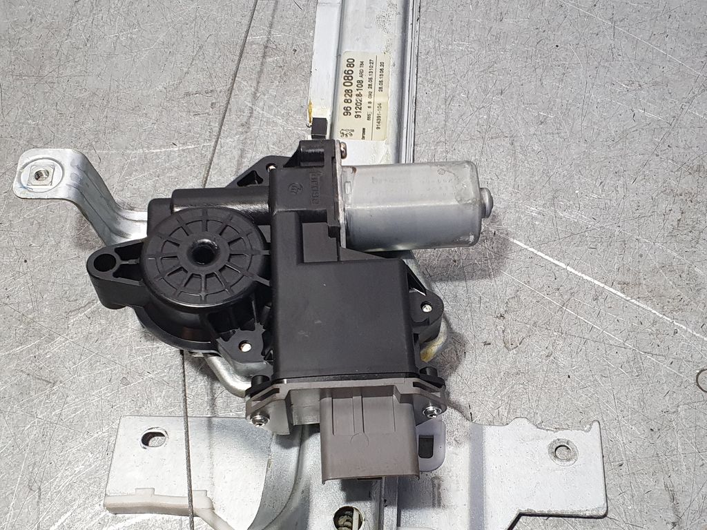 Elevalunas Trasero Derecho Para Peugeot 5008