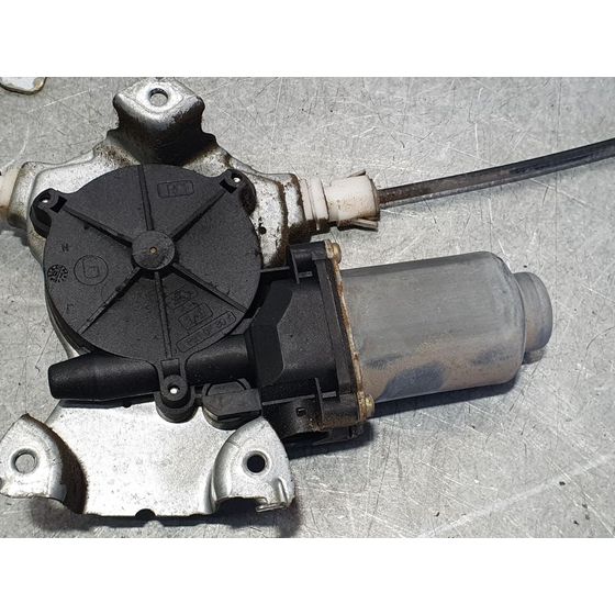 Elevalunas Trasero Izquierdo Para Nissan Primera Berlina