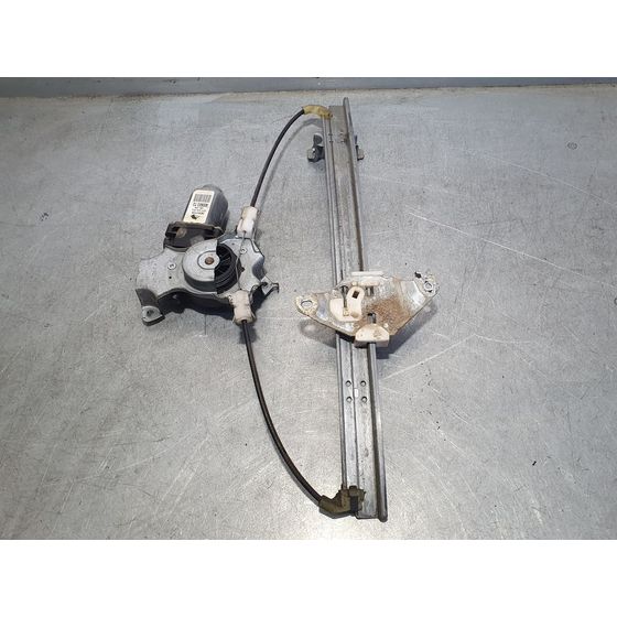 Elevalunas Trasero Izquierdo Para Nissan Primera Berlina