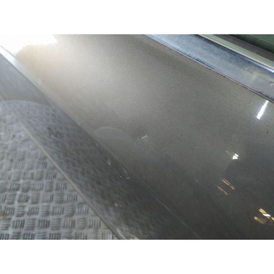 Puerta Delantera Izquierda Para Audi A4 Berlina