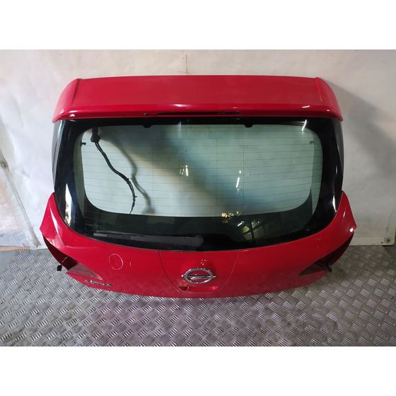 Porton Trasero Para Opel Astra J Lim.