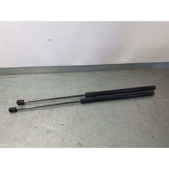 Amortiguadores Maletero / Porton para Ford Focus
