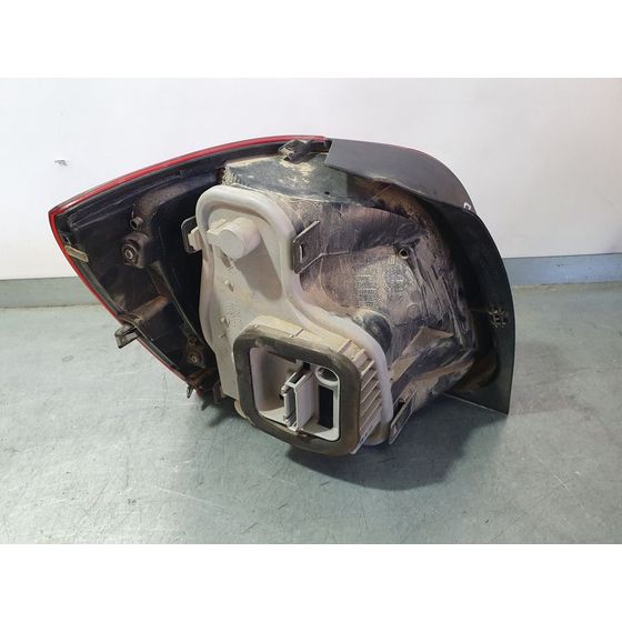 Piloto Trasero Derecho Para Volkswagen Polo