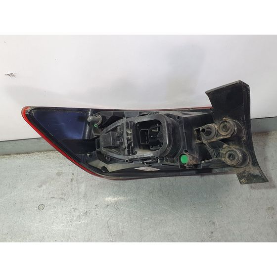 Piloto Trasero Derecho Para Renault Clio Iv