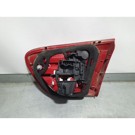 Piloto Trasero Izquierdo para Seat Ibiza St (6J8)