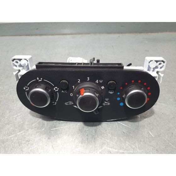 Mando Calefaccion / Aire Acondicionado Para Dacia Sandero