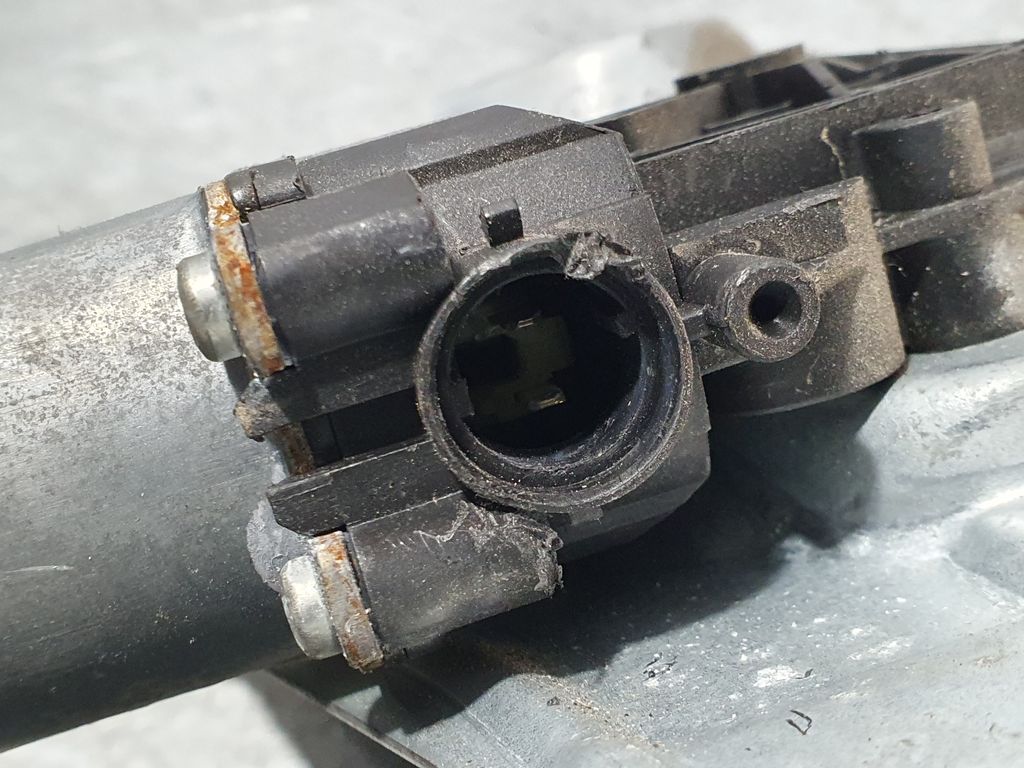 Elevalunas Delantero Izquierdo Para Renault Clio Iii