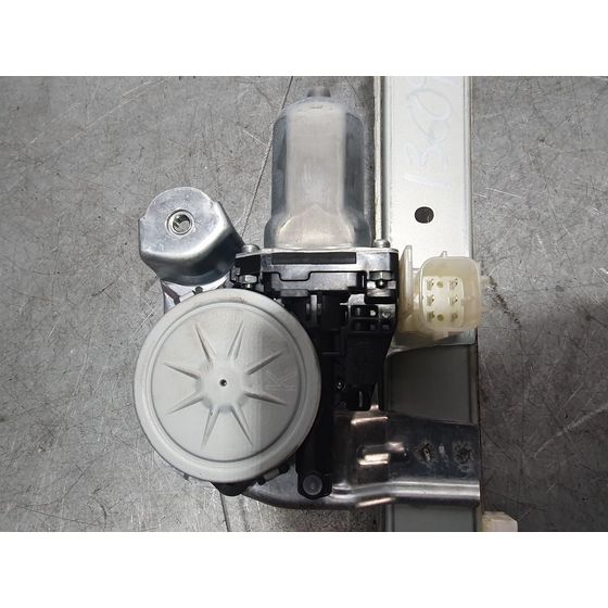 Elevalunas Delantero Derecho Para Nissan Micra V