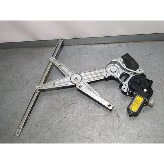 Elevalunas Delantero Derecho para Nissan Note
