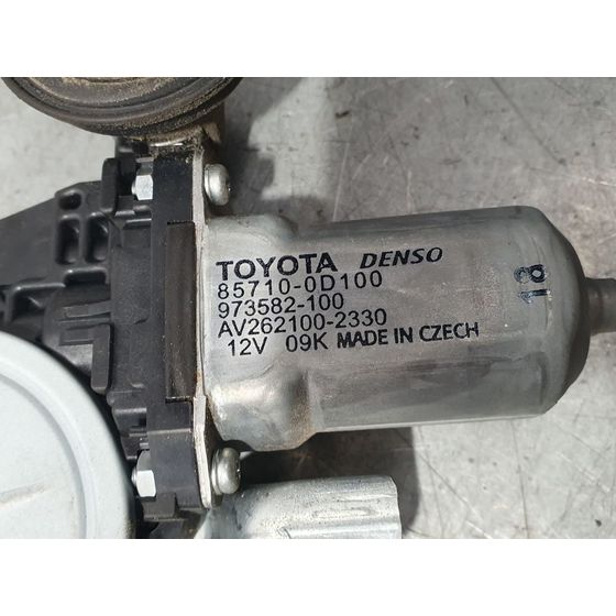 Elevalunas Delantero Derecho Para Toyota Auris