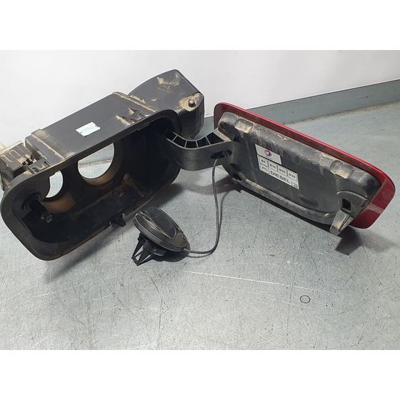 Tapa Exterior Combustible Para Peugeot 3008