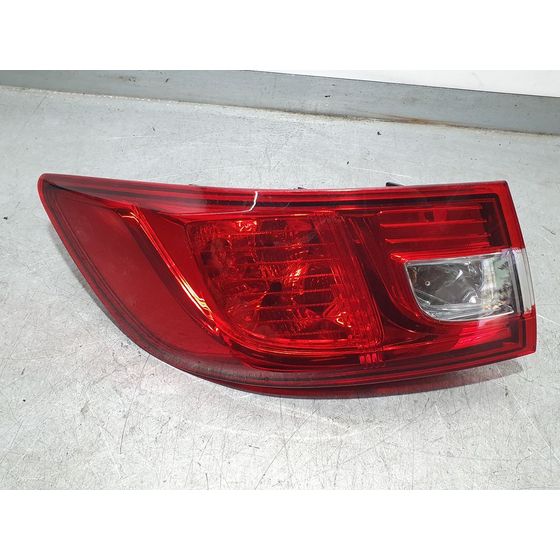Piloto Trasero Izquierdo Para Renault Clio Iv