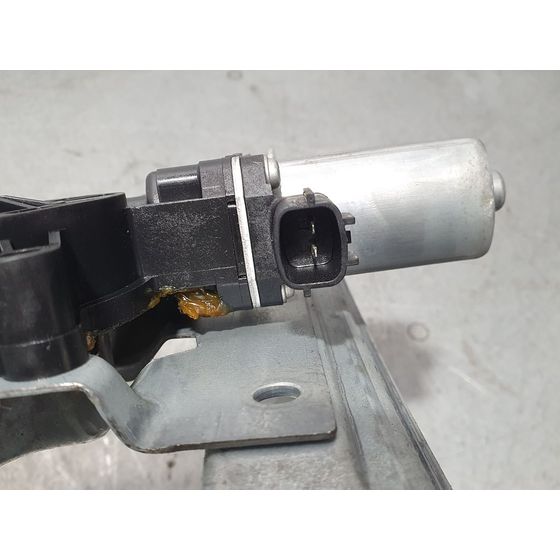 Elevalunas Delantero Derecho Para Renault Clio Iv