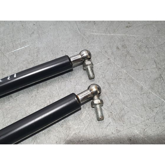 Amortiguadores Capo Para Skoda Octavia Lim.
