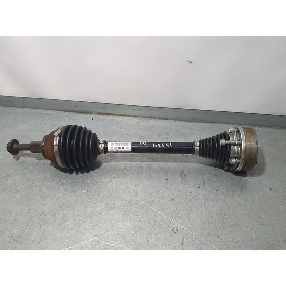Transmision Delantera Izquierda para Skoda Octavia Lim. (5E3)