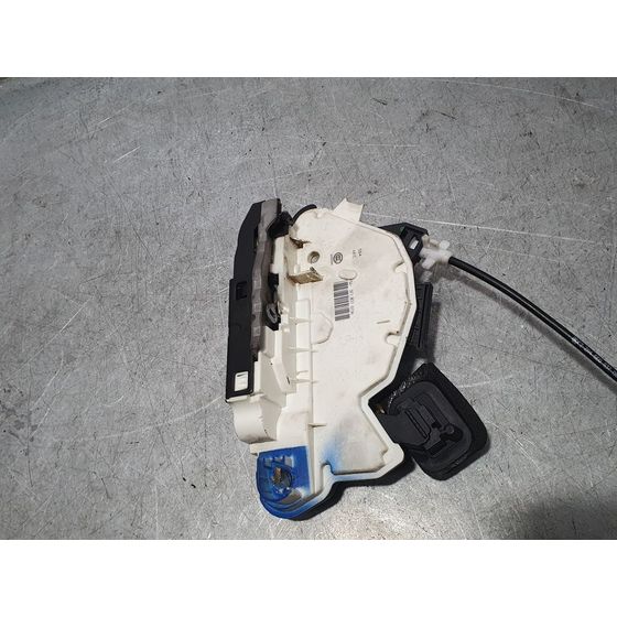Cerradura Puerta Delantera Izquierda Para Skoda Octavia Lim.