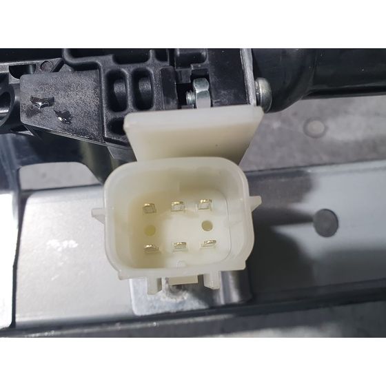 Elevalunas Delantero Derecho Para Nissan Micra V