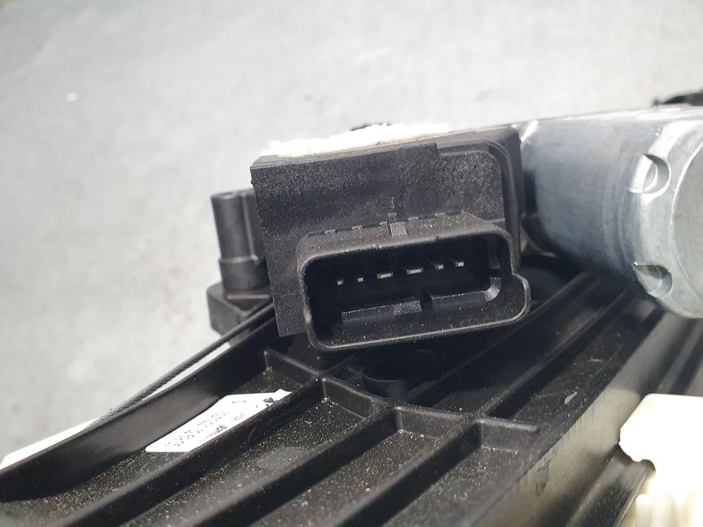 Elevalunas Trasero Derecho Para Peugeot 3008