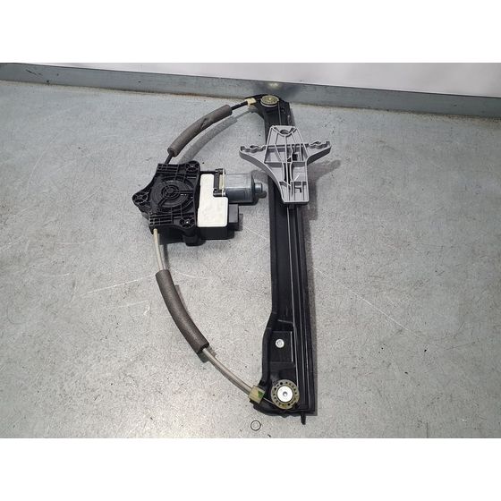 Elevalunas Trasero Izquierdo Para Skoda Superb