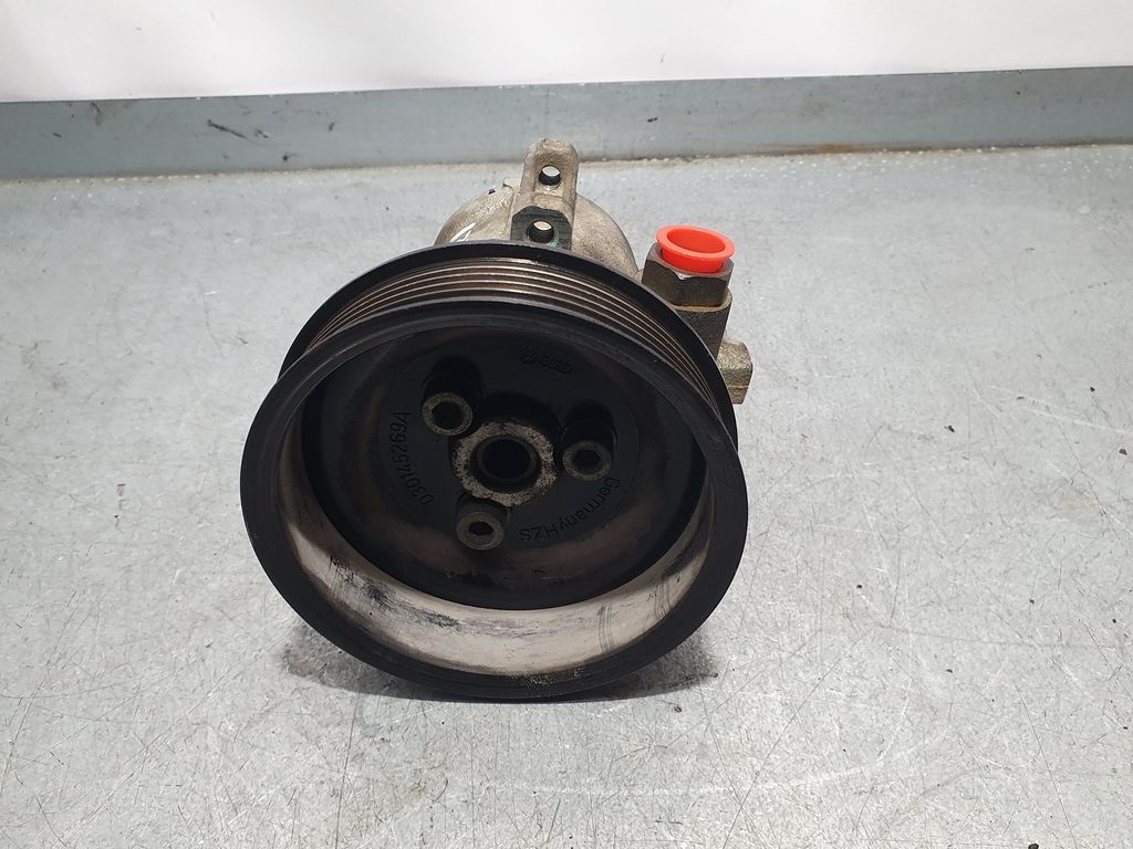Bomba Direccion Para Volkswagen Polo Berlina