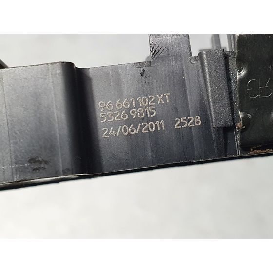 Mando Elevalunas Delantero Derecho Para Peugeot 508