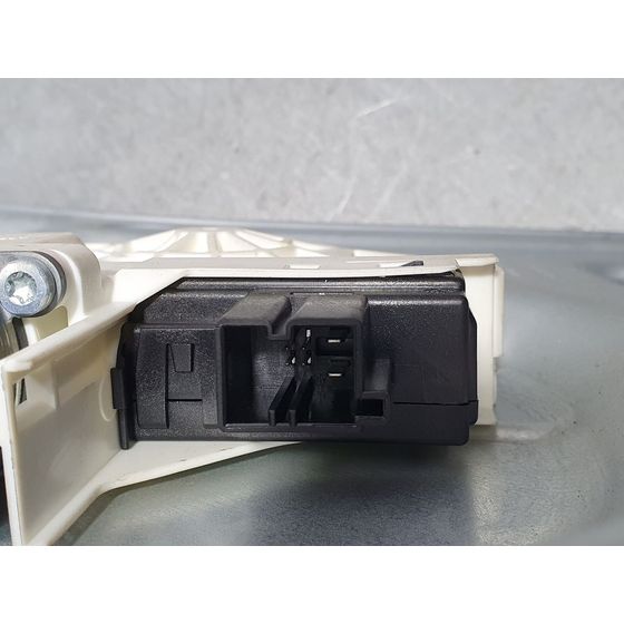 Elevalunas Trasero Derecho Para Skoda Yeti