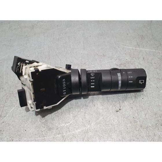 Mando Limpia Para Nissan Pathfinder