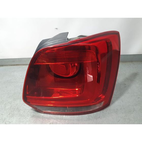 Piloto Trasero Derecho Para Volkswagen Polo