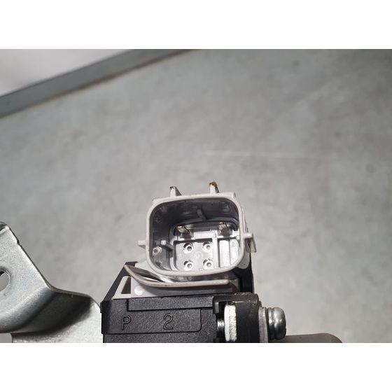 Elevalunas Delantero Derecho Para Nissan Nv 200