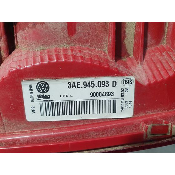 Piloto Trasero Izquierdo para Volkswagen Passat Lim. (362)