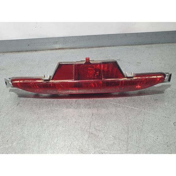 Piloto Trasero Central Para Peugeot 208