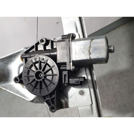 Elevalunas Delantero Derecho Para Dacia Duster Ii
